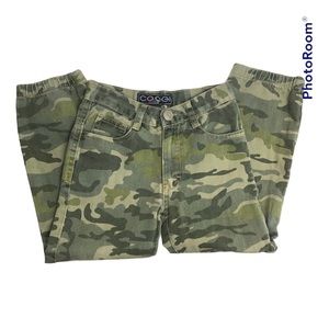 COOGI Kids Camo Boys Pants Size 4